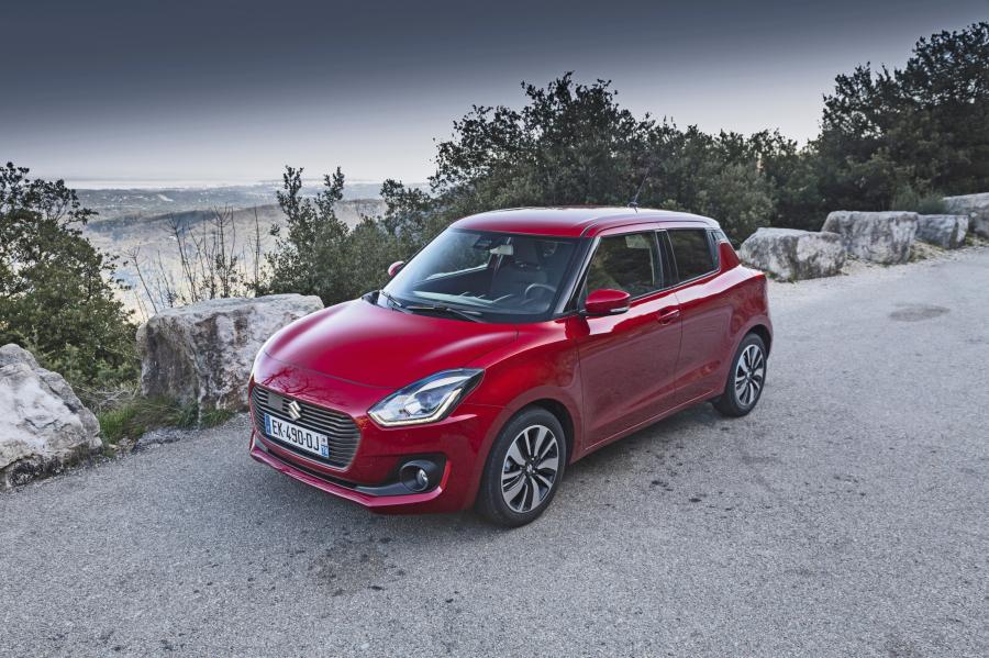 Suzuki Swift 2017 года  (WW) (фото 29 из 101)